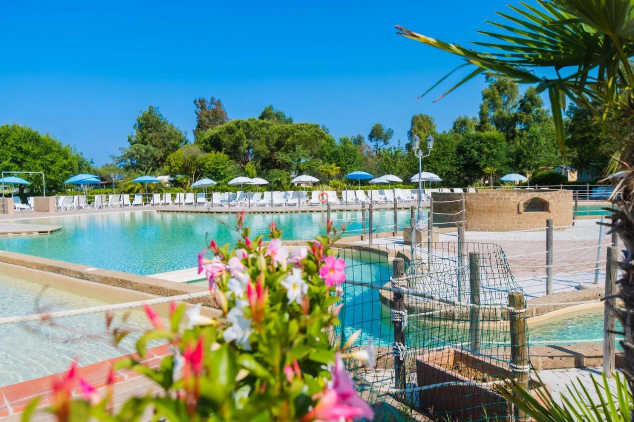 Camping Le Palme Marina Di Bibbona Ngoại thất bức ảnh